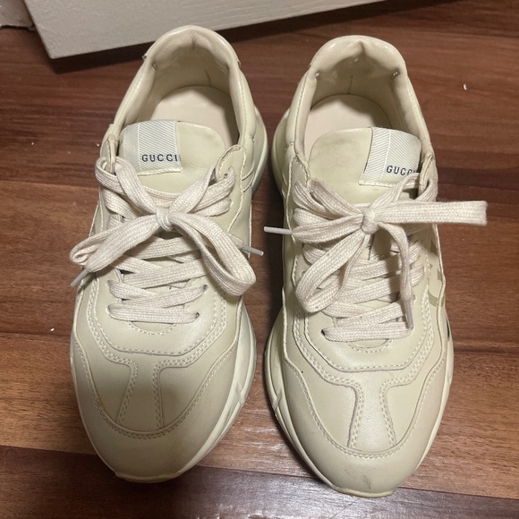 Gucci sneakers - Picture 1 of 5